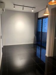 Sky Vue (D20), Condominium #581009091